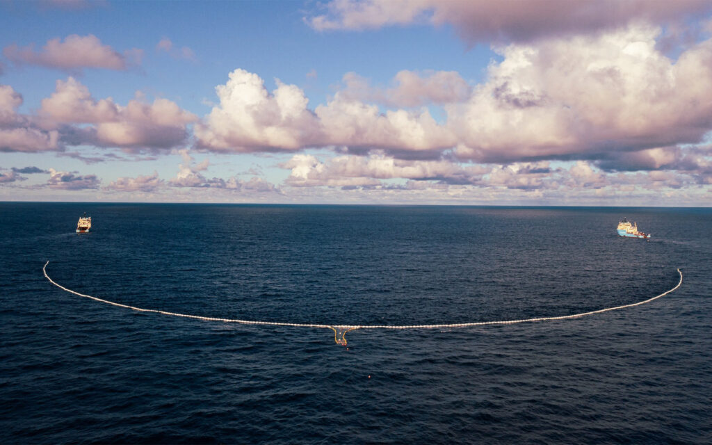 Ocean Cleanup. Ambientalismo verde brillante