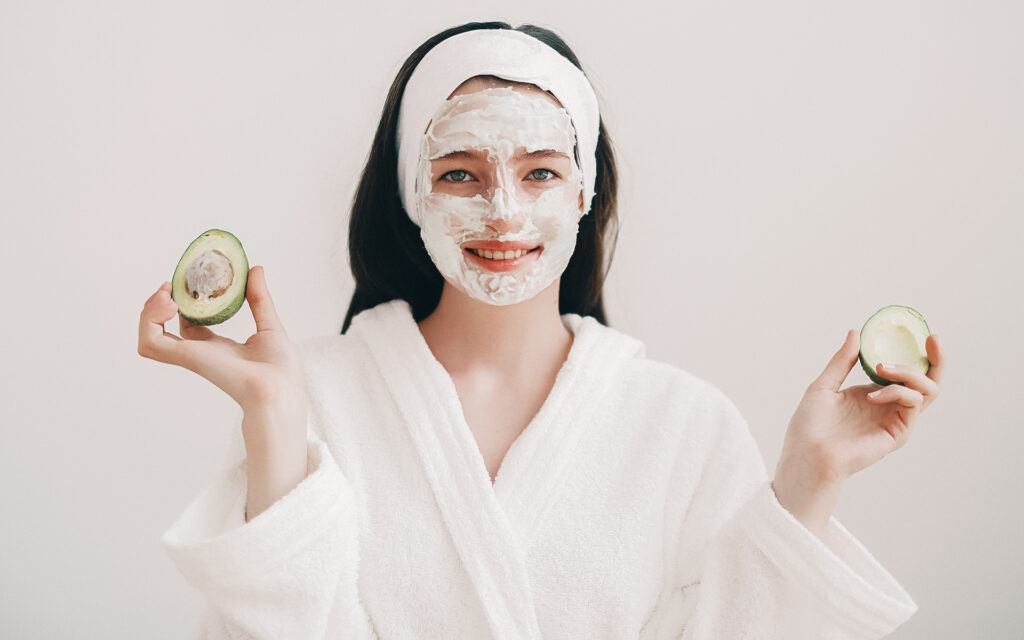 maschera viso avocado